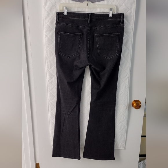 Zara women's flared denim black. EUC. size 12. - Picture 7 of 11